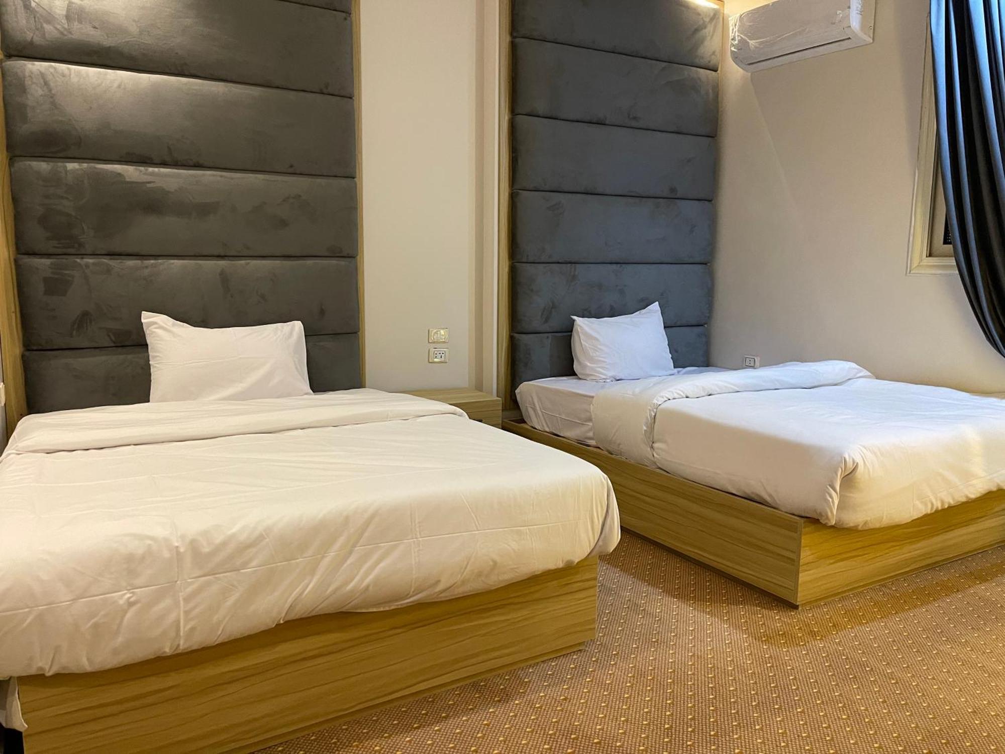 Royal Golden Pyramids Inn Giza Dış mekan fotoğraf