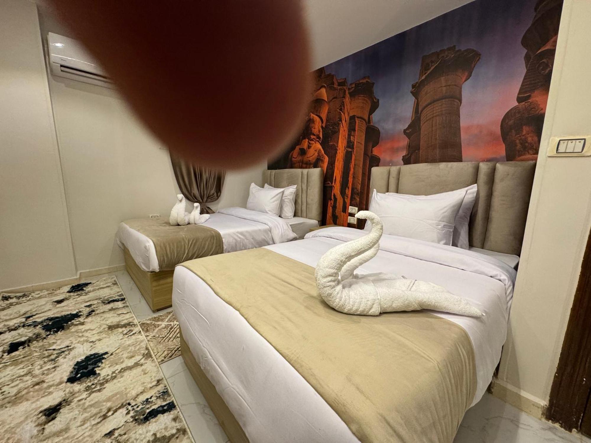 Royal Golden Pyramids Inn Giza Dış mekan fotoğraf